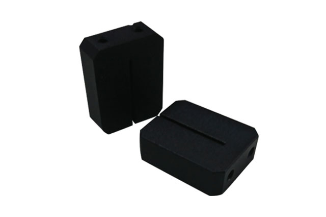 cnc精密機(jī)械零件加工價(jià)格對(duì)比同類產(chǎn)品有哪些不同？