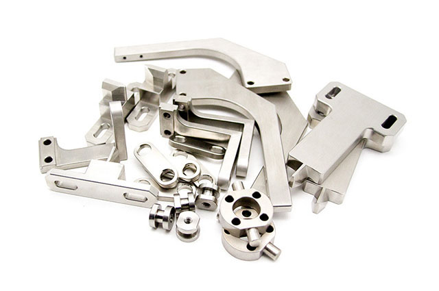 找鋁型材邊框加工廠家，我們選擇深圳鑫創(chuàng)盟準沒錯！