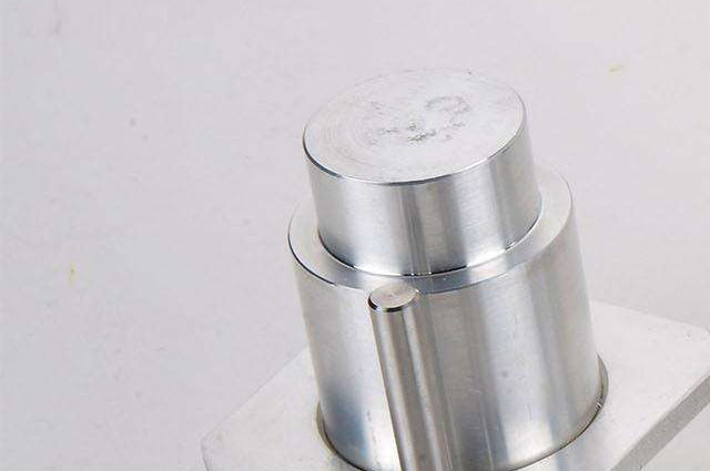 【CNC走心機(jī)加工】CNC走心機(jī)加工和數(shù)控車床具體有什么不一樣呢？